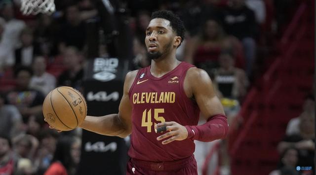 U22国足vs乌兹首发：蒯纪闻、杨皓宇先发，拜合拉木替补（U22国足对阵乌兹别克斯坦首发出炉：蒯纪闻、杨皓宇先发，拜合拉木暂列替补）