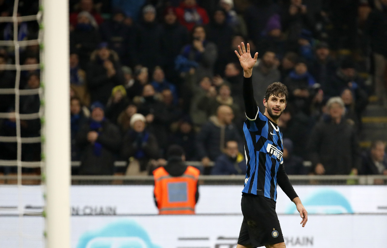 国安主场绝平恒大精彩对决（国安主场压哨扳平恒大，上演精彩大战）