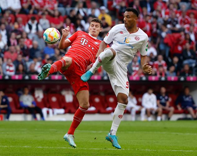 BURTON团队新赛季多点开花，苏翊鸣连夺FIS大跳台两站冠军（新赛季BURTON势头强劲，苏翊鸣包揽FIS大跳台两站桂冠）