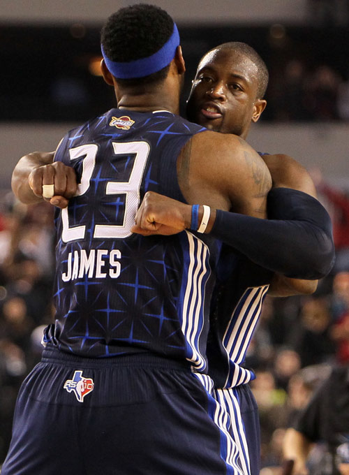 英超将迎第42次首尾对决，此前榜首球队30胜7平4负（英超第42次榜首对阵垫底将上演：领头羊过往战绩30胜7平4负）