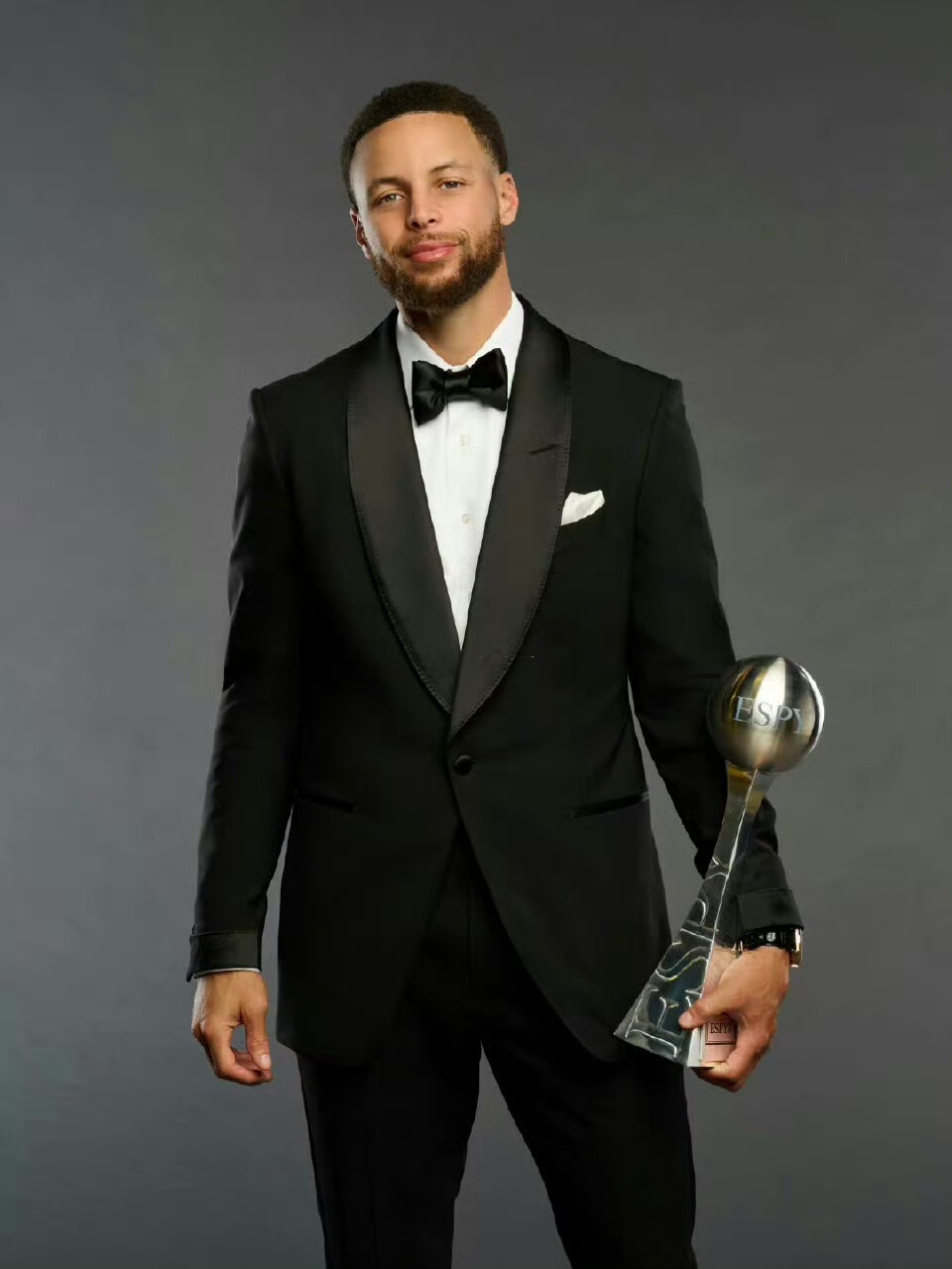 切特：我和文班私下没交集，是否是宿敌不由球员和球队决定（切特谈文班：我们私下无交往，宿敌与否不由球员或球队说了算）