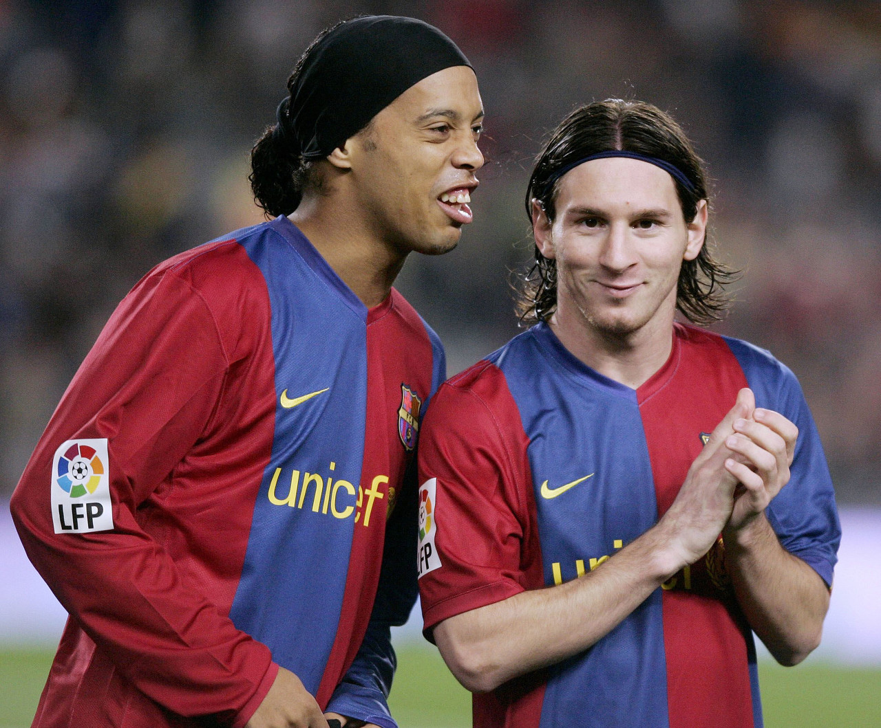 2025环足奖女足25人候选名单：邦马蒂领衔，凯利、鲁索在列（2025年环足奖女足25人候选名单出炉：邦马蒂领衔，凯利、鲁索入选）