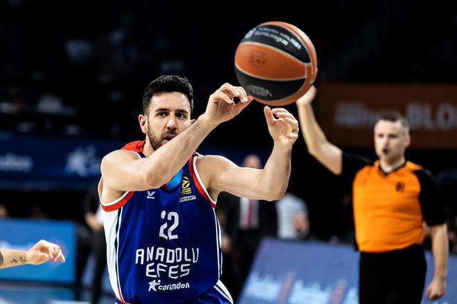 雷迪克谈最后一攻：当你做出正确的选择，篮球之神就会眷顾你（雷迪克评关键一攻：做出正确抉择，篮球之神自会垂青）